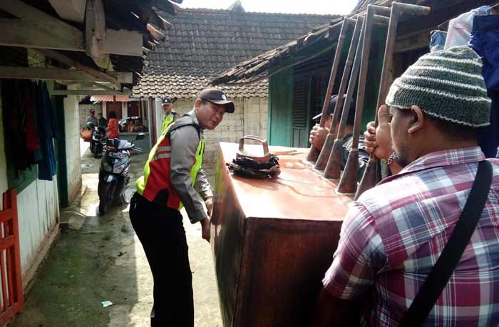 Nekat Produksi Arak, IRT Asal Semanding Dicokok Polres Tuban