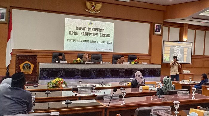 DPRD Gresik Gelar Paripurna Penyampaian Hasil Reses I Tahun 2022