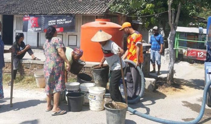 Hujan Tak Kunjung Turun, 47 Dusun di Tuban Krisis Air Bersih