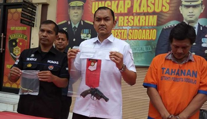 ​Keroyok dan Ancam Korban Pakai Airsoft Gun, Warga Prambon Sidoarjo Diringkus Polisi