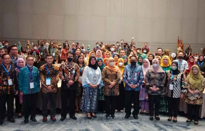 Hadiri Rakor JIKN, Gubernur Khofifah Dorong Transformasi Digital Kearsipan Hadiri Rakor JIKN, Gubernur Khofifah Dorong Transformasi Digital Kearsipan