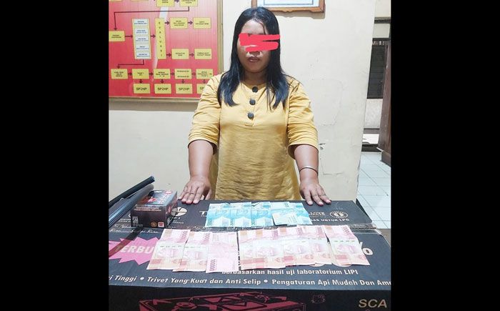 Curi Perhiasan Milik Majikan, PRT Asal Surabaya Diringkus di SIdoarjo Curi Perhiasan Milik Majikan, PRT Asal Surabaya Diringkus di SIdoarjo