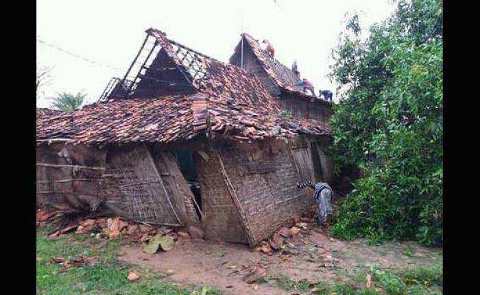 Puting Beliung Terjang Desa Pugoh: 10 Rumah Rusak Berat, 47 Rusak Ringan