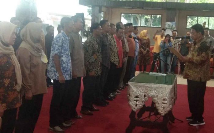 31 Bakal Calon PAW Kades di Nganjuk Bacakan Deklarasi Damai 31 Bakal Calon PAW Kades di Nganjuk Bacakan Deklarasi Damai