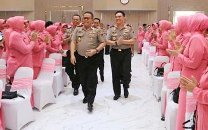 Begini Pesan Kapolda Baru kepada Anggota Bhayangkari Jatim Begini Pesan Kapolda Baru kepada Anggota Bhayangkari Jatim