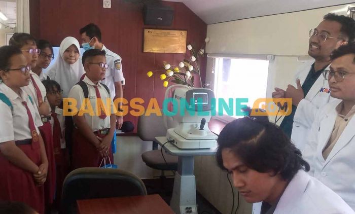 Peringati HUT ke-78 KAI, Daop 7 Madiun Hadirkan Rail Clinic dan Library di Caruban Peringati HUT ke-78 KAI, Daop 7 Madiun Hadirkan Rail Clinic dan Library di Caruban