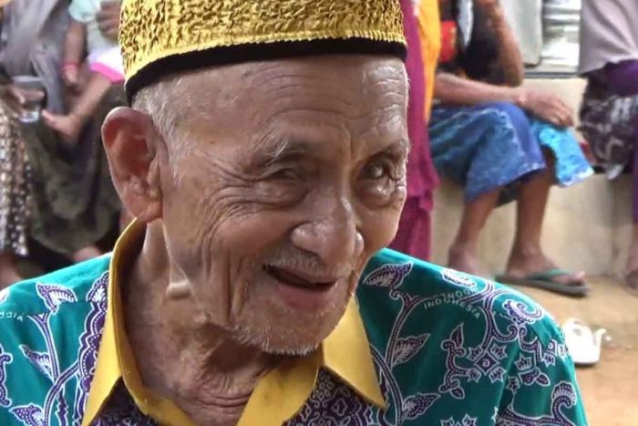 Jemaah Haji Berumur 119 Tahun Asal Pamekasan, Besok Dijadwalkan Sudah Sampai ke Rumah Jemaah Haji Berumur 119 Tahun Asal Pamekasan, Besok Dijadwalkan Sudah Sampai ke Rumah
