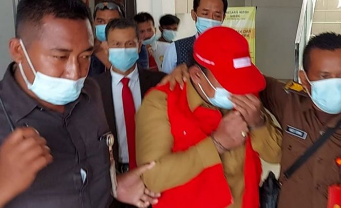 Datangi Kejari Gresik, Tim Kuasa Hukum Ajukan Tahanan Kota untuk Camat Duduksampeyan Nonaktif Datangi Kejari Gresik, Tim Kuasa Hukum Ajukan Tahanan Kota untuk Camat Duduksampeyan Nonaktif