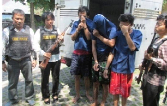 Komplotan Pembobol Rumah di Surabaya Dibekuk, Sikat Mobil, Motor hingga HP