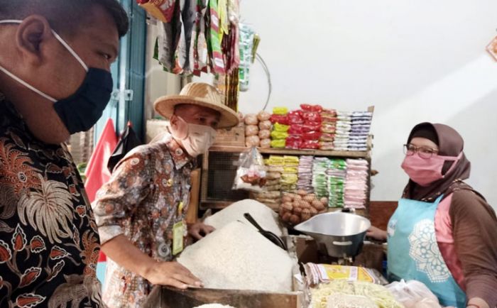 Jelang Ramadhan, Satgas Pangan Kabupaten Mojokerto Sidak Pasar Pantau Harga Gula Jelang Ramadhan, Satgas Pangan Kabupaten Mojokerto Sidak Pasar Pantau Harga Gula