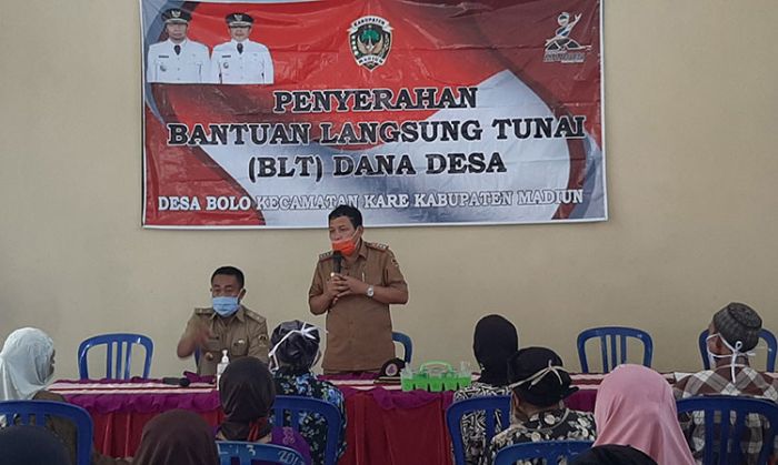 Camat Kare: Pakai Masker Itu Sebuah Kebutuhan, Bukan Keterpaksaan Camat Kare: Pakai Masker Itu Sebuah Kebutuhan, Bukan Keterpaksaan