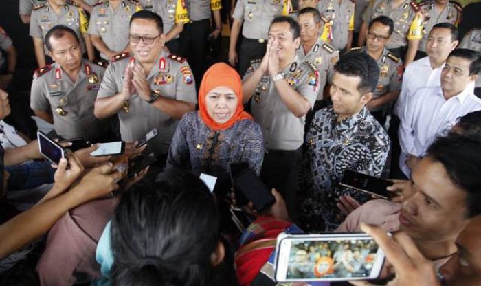 Minta Prinsip Tabayun Dikedepankan, Khofifah: Jawa Timur Harus Jadi Rumah yang Nyaman Minta Prinsip Tabayun Dikedepankan, Khofifah: Jawa Timur Harus Jadi Rumah yang Nyaman