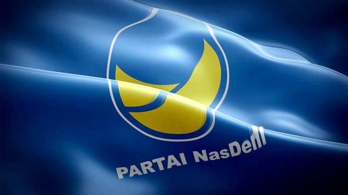 Berikan Bantuan Berjenjang, Partai Nasdem Jember Serahkan 200 Baju Hazmat kepada Bupati Hendy Berikan Bantuan Berjenjang, Partai Nasdem Jember Serahkan 200 Baju Hazmat kepada Bupati Hendy