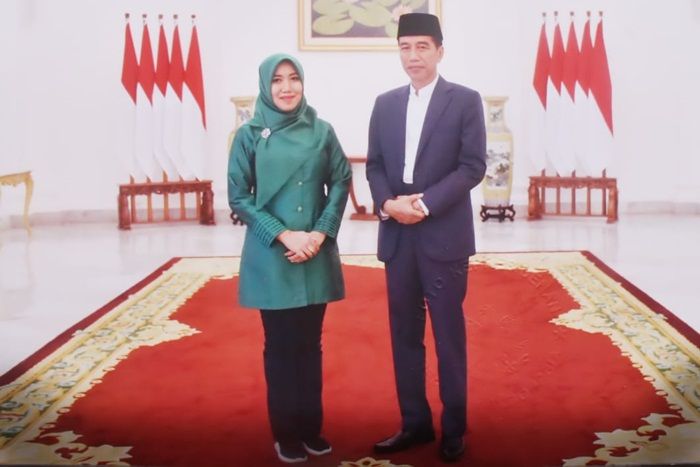 ​Viral Foto dengan RI 1, Aktivis Milenial ini Disebut sebagai Calon Menteri