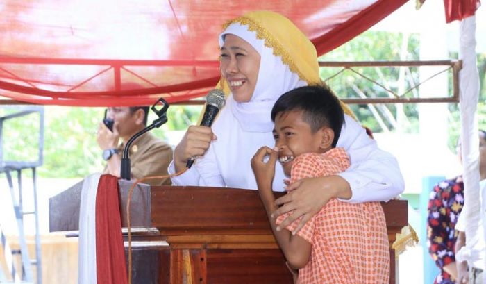 Gubernur Khofifah Resmikan Bangunan SD di Donggala untuk Korban Gempa dan Tsunami 2018 Gubernur Khofifah Resmikan Bangunan SD di Donggala untuk Korban Gempa dan Tsunami 2018