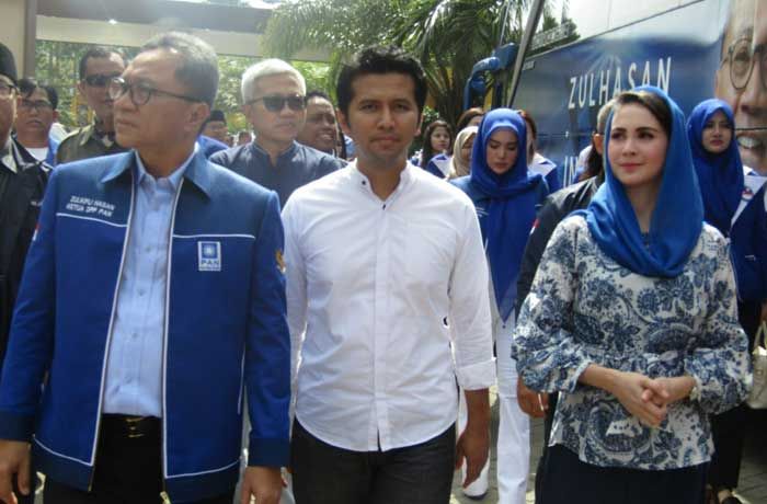 Emil Dardak Tegaskan Masyarakat Trenggalek Sangat Diuntungkan Jika Ia Sukses di Pilgub Jatim Emil Dardak Tegaskan Masyarakat Trenggalek Sangat Diuntungkan Jika Ia Sukses di Pilgub Jatim