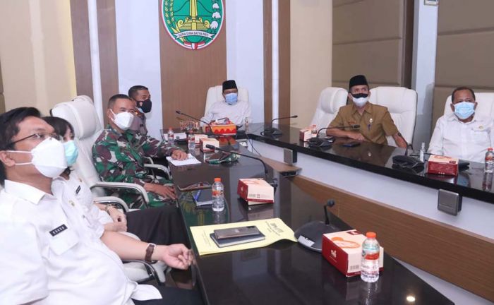 Wali Kota dan Forkopimda Pasuruan Ikuti Rakor Bahas Lonjakan Penderita Covid-19 Bersama Wapres