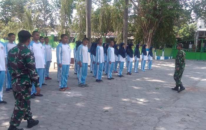 Siswa MAN 2 Kota Madiun Diajarkan Disiplin Siswa MAN 2 Kota Madiun Diajarkan Disiplin