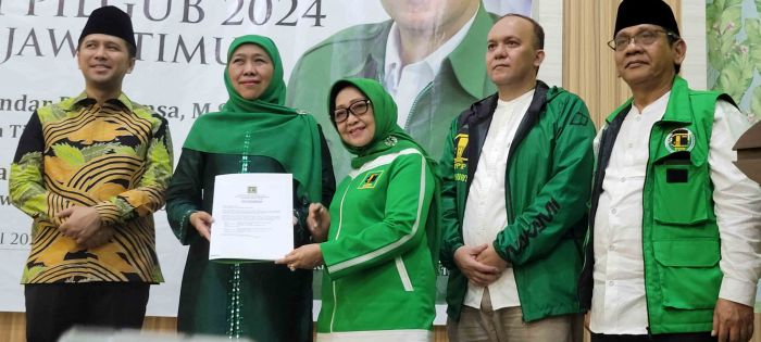 Susul Golkar, PPP Serahkan Rekom ke Khofifah dan Emil Dardak Susul Golkar, PPP Serahkan Rekom ke Khofifah dan Emil Dardak