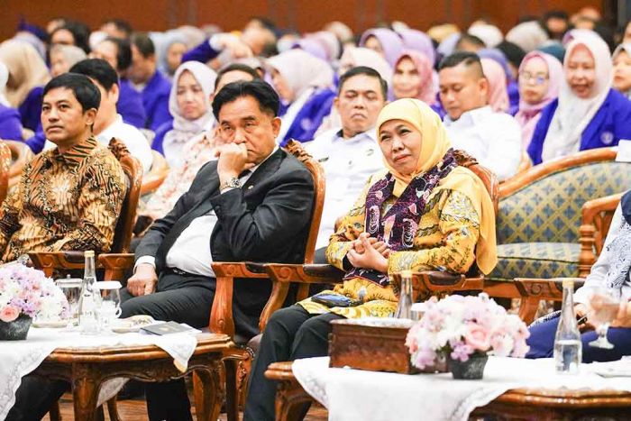Hadiri Pembukaan Kongres PDGI XXVIII, Khofifah Optimis Dokter Gigi Akan Tersebar Merata di Jatim Hadiri Pembukaan Kongres PDGI XXVIII, Khofifah Optimis Dokter Gigi Akan Tersebar Merata di Jatim