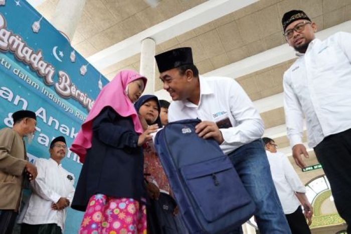 Sambut Idulfitri 1446 H, SIG Salurkan Bantuan untuk Masjid dan 430 Warga di Gresik Sambut Idulfitri 1446 H, SIG Salurkan Bantuan untuk Masjid dan 430 Warga di Gresik