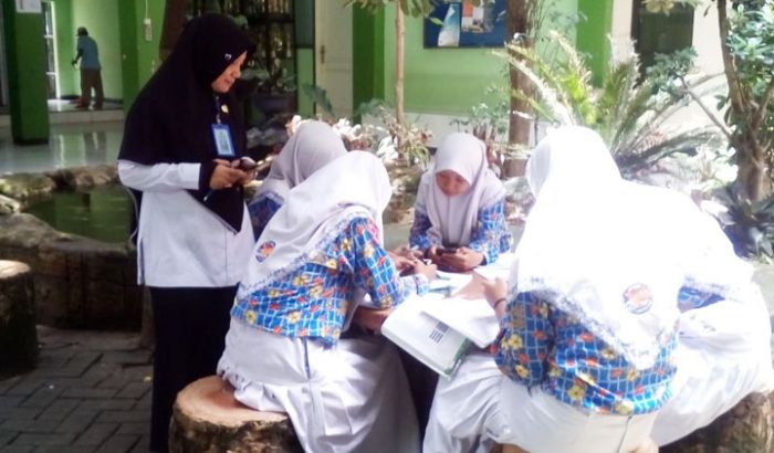 Menuju Pembelajaran Modern, 48 SMP Negeri di Lamongan Terapkan Kelas Digital Menuju Pembelajaran Modern, 48 SMP Negeri di Lamongan Terapkan Kelas Digital