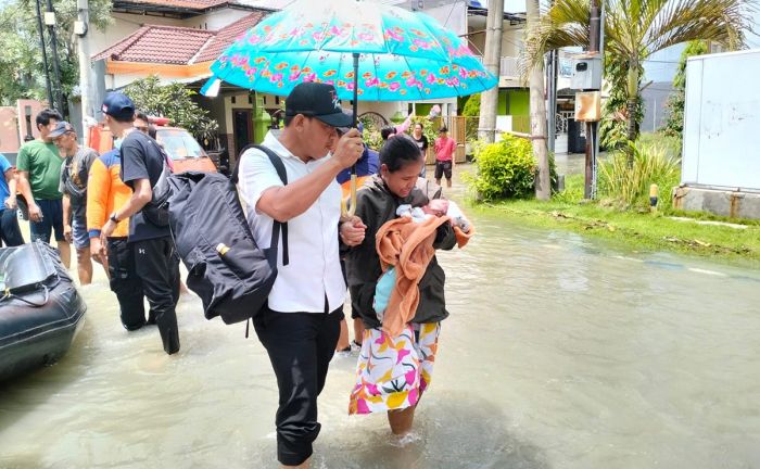 2.758 Rumah di 10 Desa Kecamatan Menganti Gresik Terendam Luapan Kali Lamong 2.758 Rumah di 10 Desa Kecamatan Menganti Gresik Terendam Luapan Kali Lamong