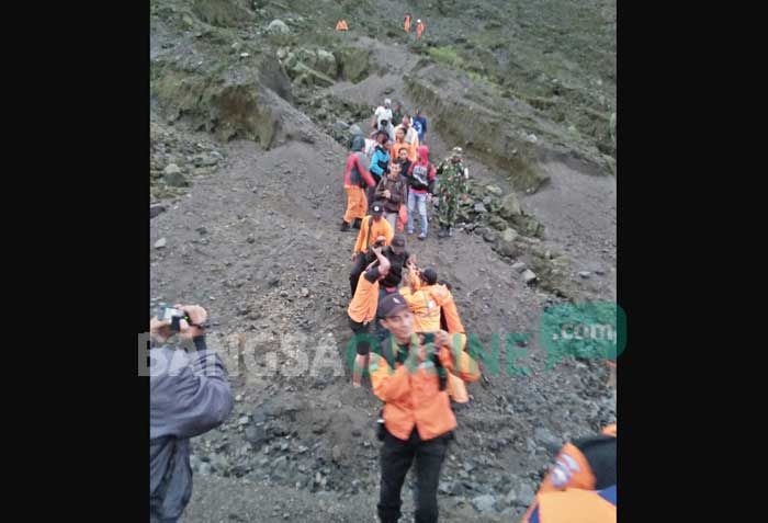 Sembilan Pendaki Kelud yang Sempat Terjebak Ternyata Langgar Aturan Pendakian 