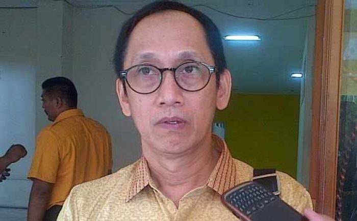 NasDem Tarik Diri, Duet Syamsul-Warsito Batal Daftar Cawali Surabaya NasDem Tarik Diri, Duet Syamsul-Warsito Batal Daftar Cawali Surabaya
