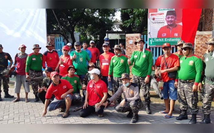 Warga Cemas DBD Mewabah, Caleg PDIP Sidoarjo Gelar Fogging Gratis Warga Cemas DBD Mewabah, Caleg PDIP Sidoarjo Gelar Fogging Gratis