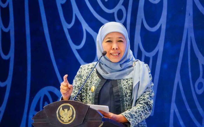 Dukung Pelaksanaan Uji Klinis Vaksin Inavac, Pemprov Jatim Raih Penghargaan dari Rektor Unair Dukung Pelaksanaan Uji Klinis Vaksin Inavac, Pemprov Jatim Raih Penghargaan dari Rektor Unair