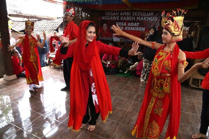 Kunjungi Osing, Puti Soekarno: Saya Ingin Jawa Timur Hidup dengan Budayanya 