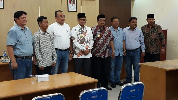 Bupati Bangkalan Ajak Para Kontraktor Tingkatkan Mutu Pembangunan Bupati Bangkalan Ajak Para Kontraktor Tingkatkan Mutu Pembangunan