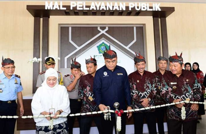 Menteri PAN-RB Resmikan Mal Pelayanan Publik Sidoarjo Menteri PAN-RB Resmikan Mal Pelayanan Publik Sidoarjo