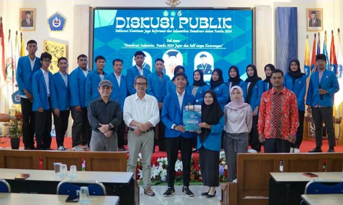 BEM Unirow Deklarasi Jaga Reformasi dan Selamatkan Demokrasi Pemilu 2024 BEM Unirow Deklarasi Jaga Reformasi dan Selamatkan Demokrasi Pemilu 2024
