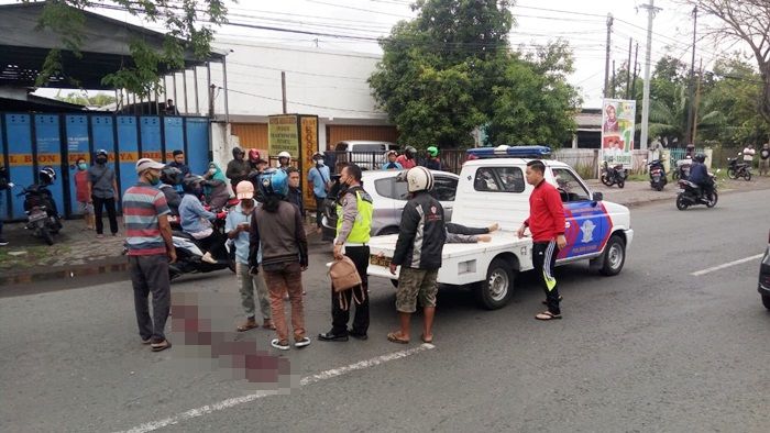 Diserempet Orang, Pemotor Warga Buduran Sidoarjo Tewas di Raya Gelam Candi