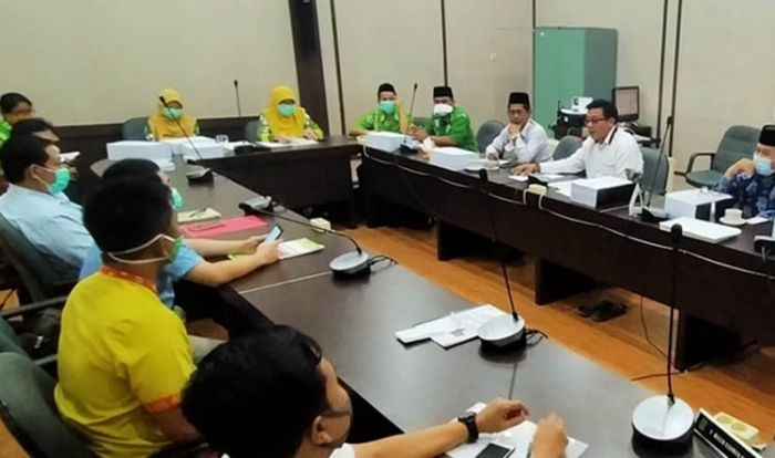 Diduga Dipecat Secara Sepihak, PPDI Kabupaten Pasuruan Wadul Dewan Diduga Dipecat Secara Sepihak, PPDI Kabupaten Pasuruan Wadul Dewan