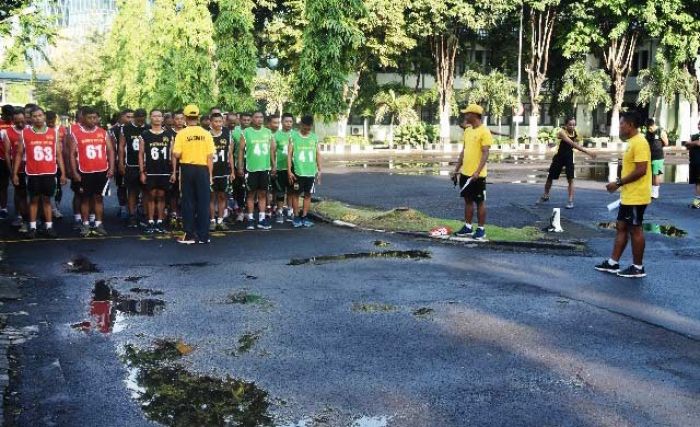 Kasi Pers 084/Bhaskara Jaya Pantau Pelaksanaan Usul Kenaikan Pangkat Kasi Pers 084/Bhaskara Jaya Pantau Pelaksanaan Usul Kenaikan Pangkat