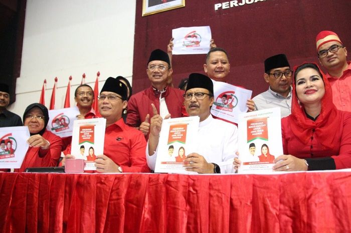 700 Ribu Saksi Disiapkan PDIP dalam Menangkan Gus Ipul-Puti 700 Ribu Saksi Disiapkan PDIP dalam Menangkan Gus Ipul-Puti