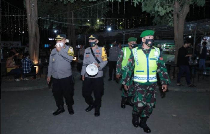 PPKM Darurat Resmi Berlaku di Situbondo, Aturan Ketat Disosialisasikan hingga ke Desa PPKM Darurat Resmi Berlaku di Situbondo, Aturan Ketat Disosialisasikan hingga ke Desa