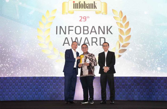 Bank DKI Sabet Penghargaan The Excellent Performance Bank in 5 Consecutive Years Bank DKI Sabet Penghargaan The Excellent Performance Bank in 5 Consecutive Years