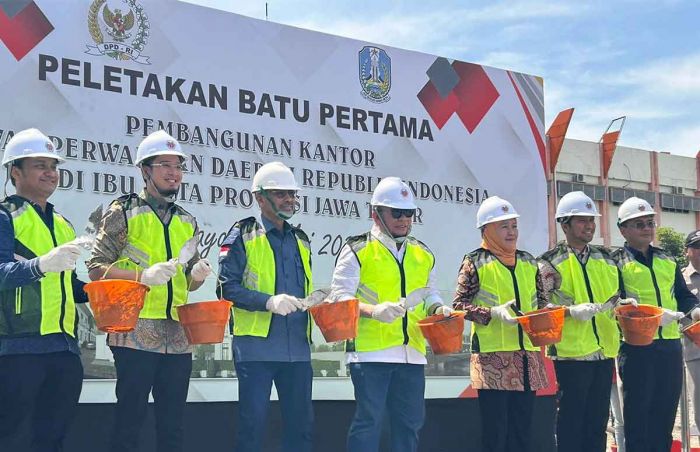 Dapat Hibah dari Pemprov Jatim, DPD RI Mulai Pembangunan Kantor Perwakilan di Surabaya Dapat Hibah dari Pemprov Jatim, DPD RI Mulai Pembangunan Kantor Perwakilan di Surabaya