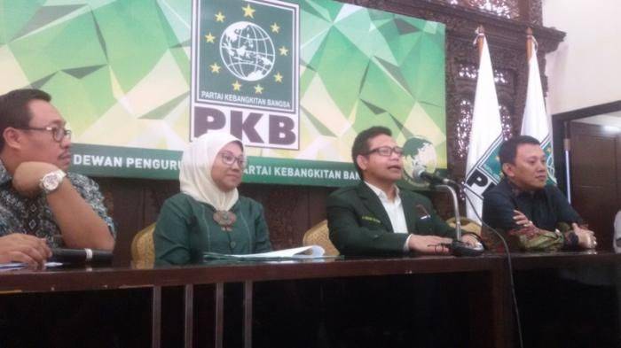 Terkait Usulan Gubernur Dipilih DPRD, PKB Dinilai Mundurkan Demokrasi Terkait Usulan Gubernur Dipilih DPRD, PKB Dinilai Mundurkan Demokrasi