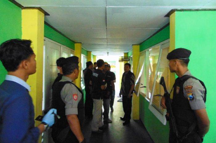 Ketua dan Bendahara KONI Blitar Ditetapkan Tersangka, Rugikan Negara Rp 900 Juta Ketua dan Bendahara KONI Blitar Ditetapkan Tersangka, Rugikan Negara Rp 900 Juta