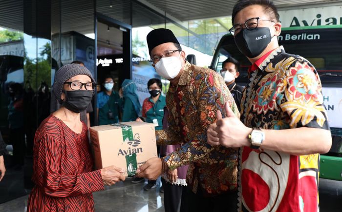 Bupati Gus Muhdlor Ajak Pengusaha Sidoarjo Bantu Warga Terdampak Pandemi Bupati Gus Muhdlor Ajak Pengusaha Sidoarjo Bantu Warga Terdampak Pandemi