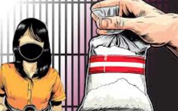 Wanita Pengedar Sabu Seberat 24 Kg dan 20 Ribu Butir Ekstasi Bebas Dari Hukuman Mati, Kok Bisa? Wanita Pengedar Sabu Seberat 24 Kg dan 20 Ribu Butir Ekstasi Bebas Dari Hukuman Mati, Kok Bisa?