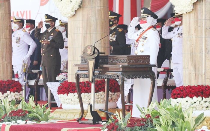 HUT ke-76 Kemerdekaan RI, Gubernur Khofifah: Momentum Jatim Bangkit dan Merdeka dari Covid-19 HUT ke-76 Kemerdekaan RI, Gubernur Khofifah: Momentum Jatim Bangkit dan Merdeka dari Covid-19