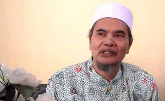 Salat Idul Fitri Sendirian di Rumah, Pakai Khutbah? Ini Penjelasan Ulama Fiqh Salat Idul Fitri Sendirian di Rumah, Pakai Khutbah? Ini Penjelasan Ulama Fiqh