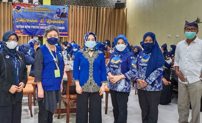 Gelar Konsolidasi dan Silaturahmi, Garnita Nasdem Gresik Siap Wujudkan 10 Kursi DPRD di Pemilu 2024 Gelar Konsolidasi dan Silaturahmi, Garnita Nasdem Gresik Siap Wujudkan 10 Kursi DPRD di Pemilu 2024