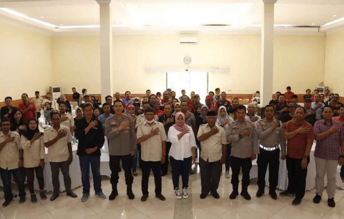 Jalin Silaturahmi, Polres Jombang Ngopi Bareng Awak Media Jalin Silaturahmi, Polres Jombang Ngopi Bareng Awak Media